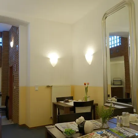 Am Helenenwall 2* Kolín nad Rýnem